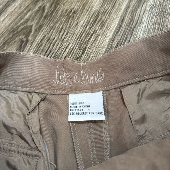 Bobbie Burns 100% Silk Tan Bermuda Shorts - Picture 5 of 7